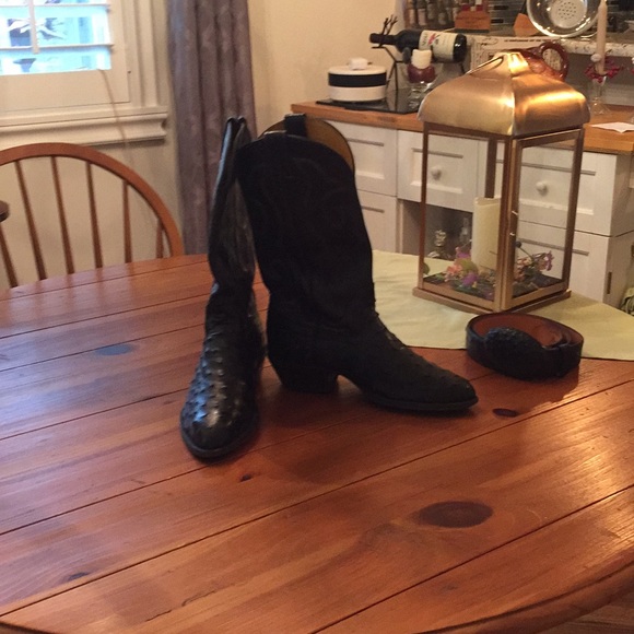 Ostrich/leather. Made in the USA - Picture 2 of 2